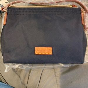 Dooney and Bourke pouchette